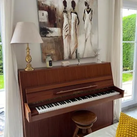 Holiday home Maison A Les Zazouilles *