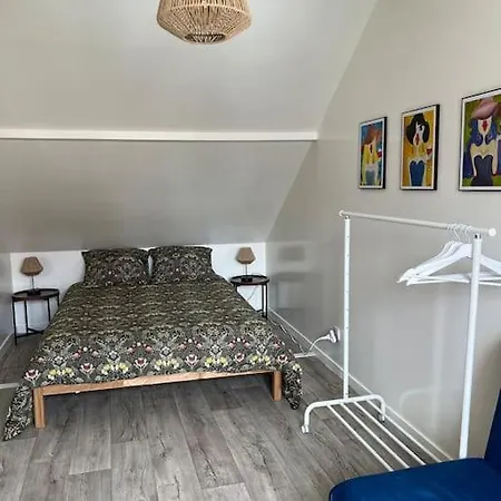 Holiday home Maison A Les Zazouilles *